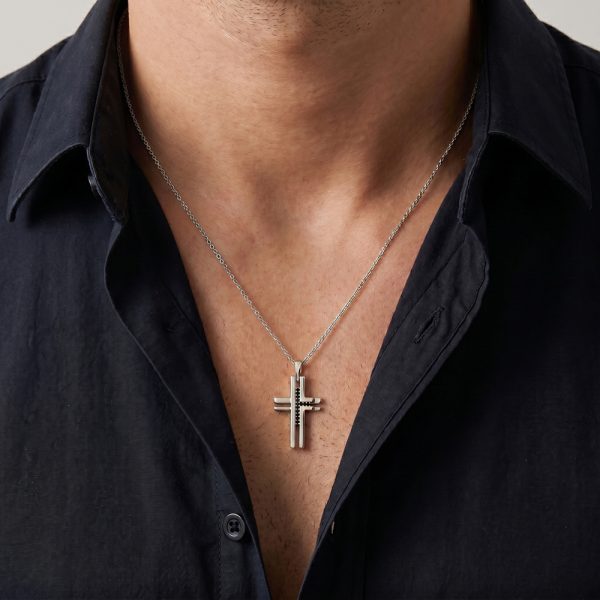 Мъжки кръст от бяло злато с черен оникс Black Cross