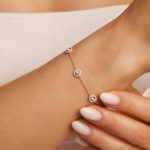 Златна гривна с циркони Éclat Solaris розово злато