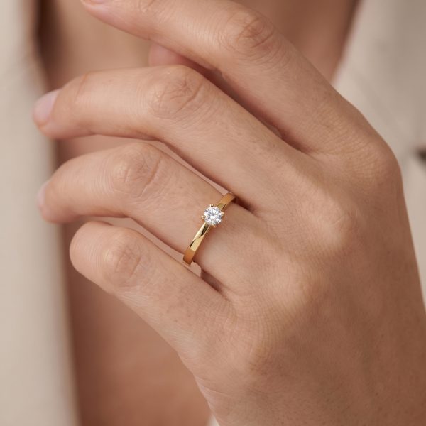 Годежен пръстен с диамант Aveline Solitaire | GOLD ADDICTED