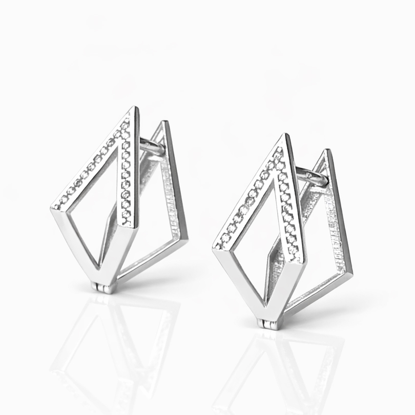 Обеци бяло злато ромб с камъни