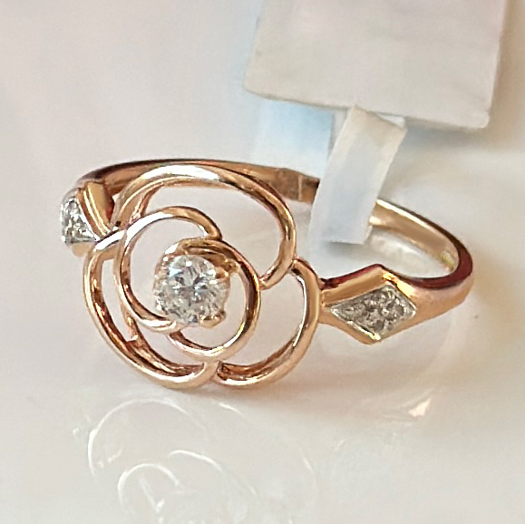Пръстен розово злато с диаманти роза ROSE