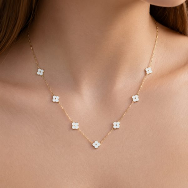 Златно колие White Clover Elegance от жълто злато