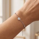 Гривна с сърце и циркони HEART GLOW от бяло злато