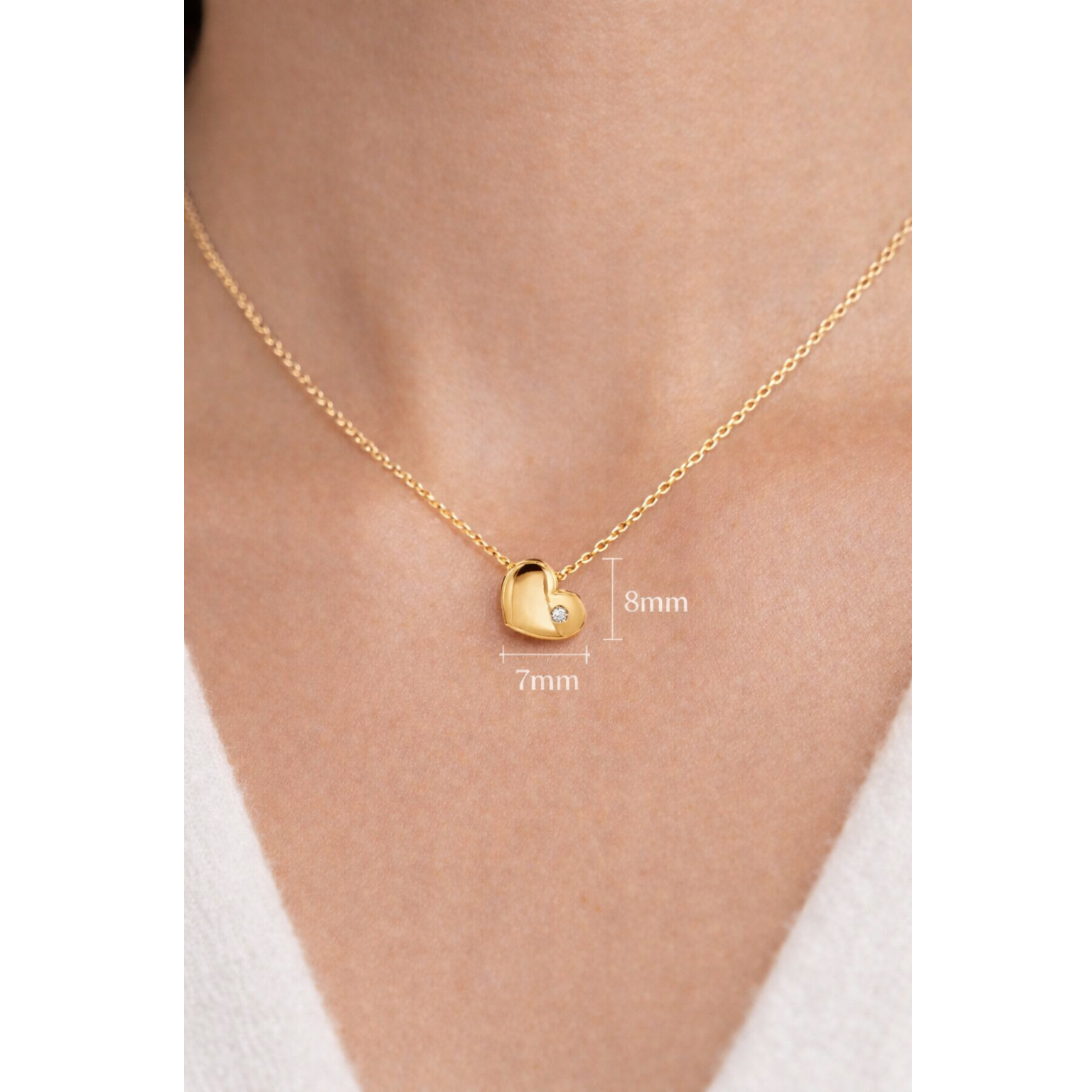 Жълто злато колие със сърце и един камък циркон