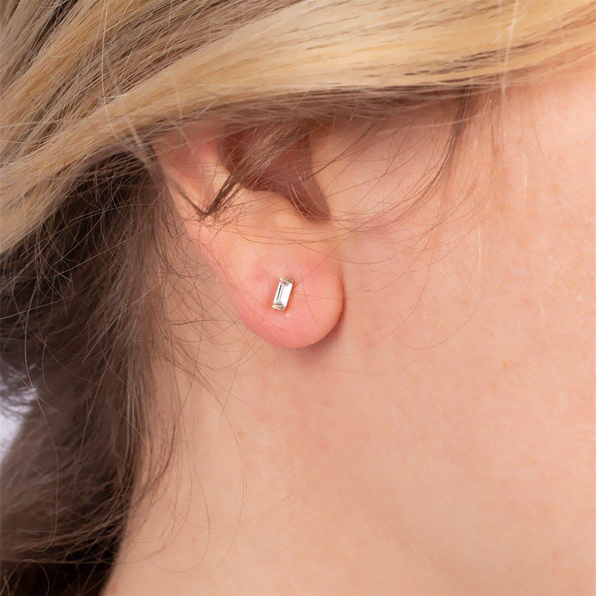 обеци на винт с жълто злато с правоъгълен камък