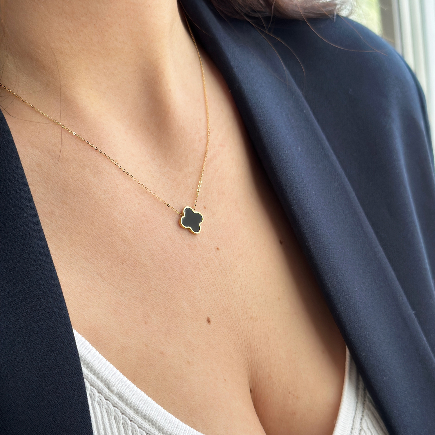 Златно колие жълто злато с висулка детелина CLOVER Van Cleef