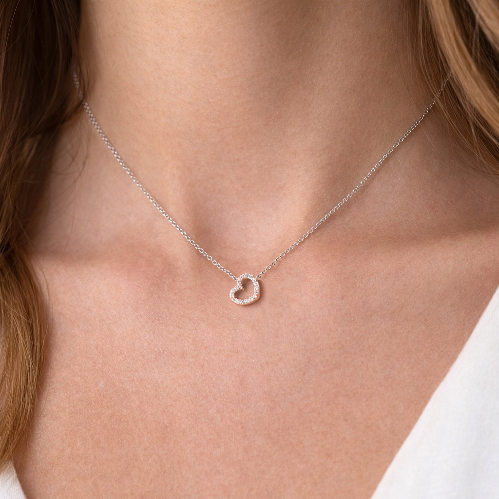 Колие бяло злато със розово злато сърце с камъни