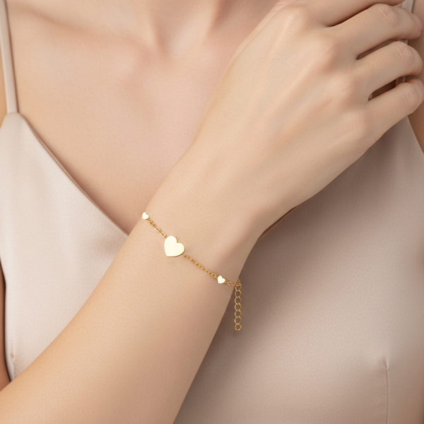 Жълто злато гривна с три сърца KLARA