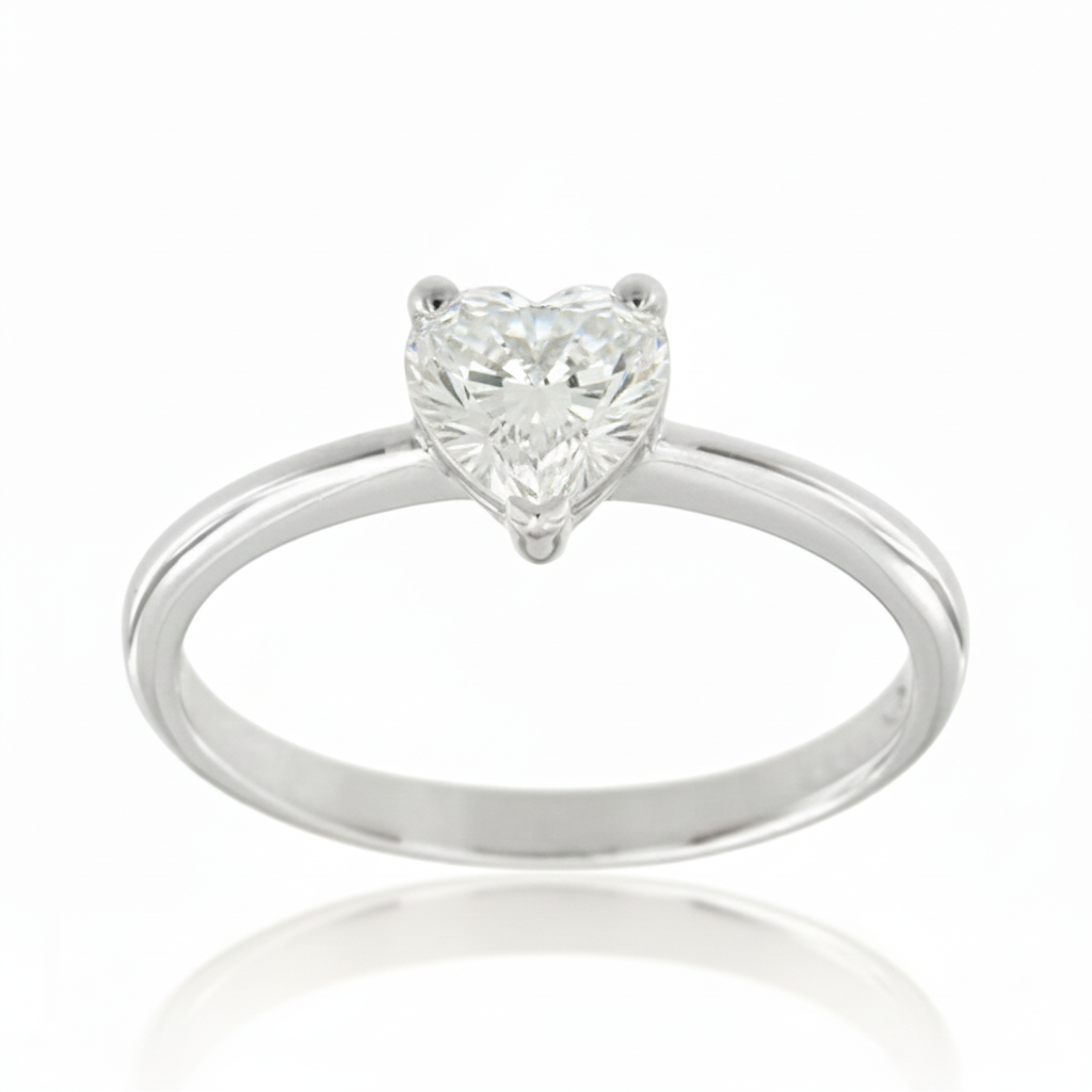 Пръстен бяло злато с камък сърце