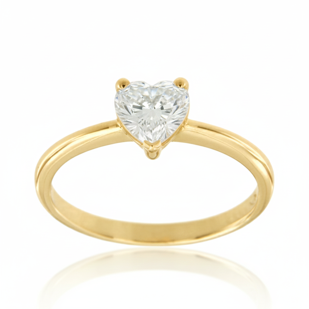 Пръстен жълто злато с камък сърце