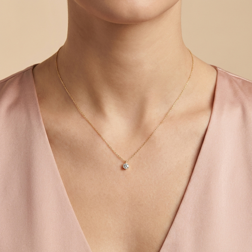 Златно синджирче от жълто злато с висулка с един камък със шест щифта - размер р е