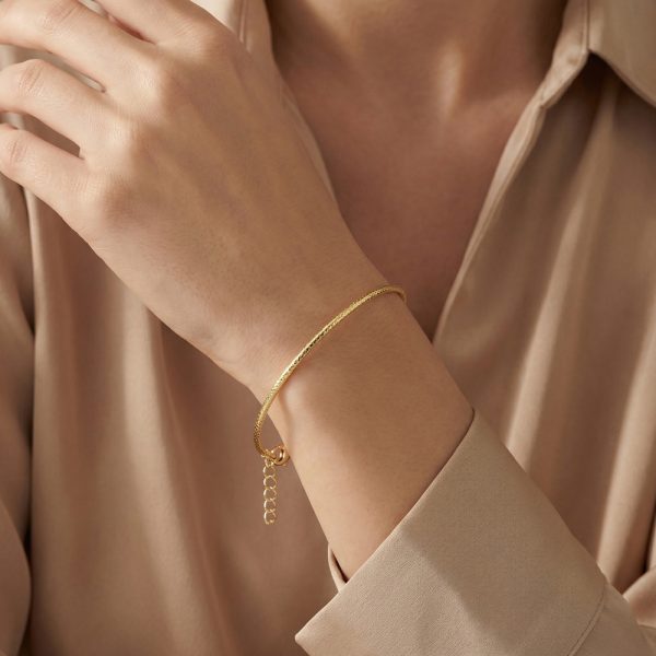 Златна гривна GOLD LINE – фина дамска гривна от жълто злато